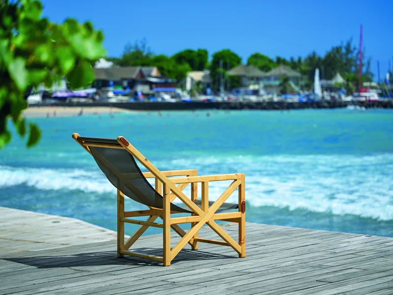 Philippe Sidelsky éco-conception : un designer créant des sièges sur mesure avec des matériaux durables