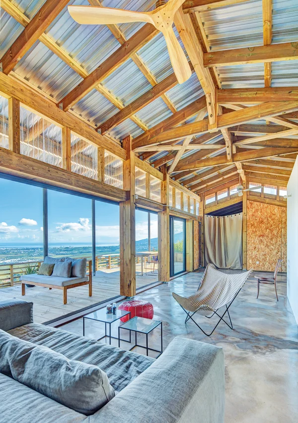 Terrasses en porte-à-faux de l'Habitat suspendu Réunion T2TX